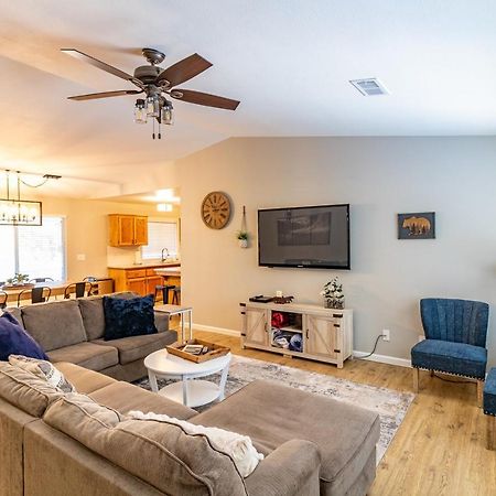 Pine Place Oakhurst Ngoại thất bức ảnh