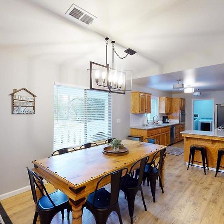 Pine Place Oakhurst Ngoại thất bức ảnh