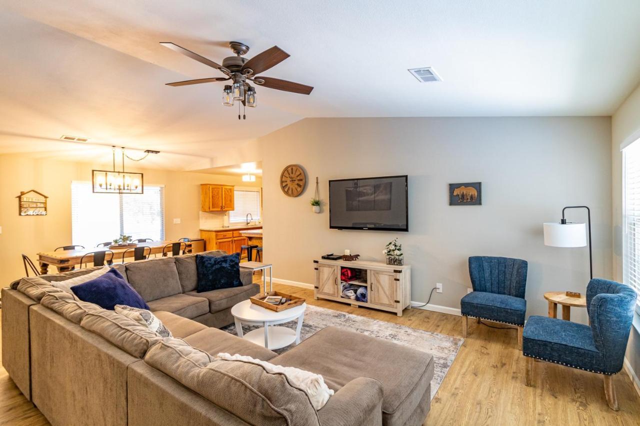 Pine Place Oakhurst Ngoại thất bức ảnh