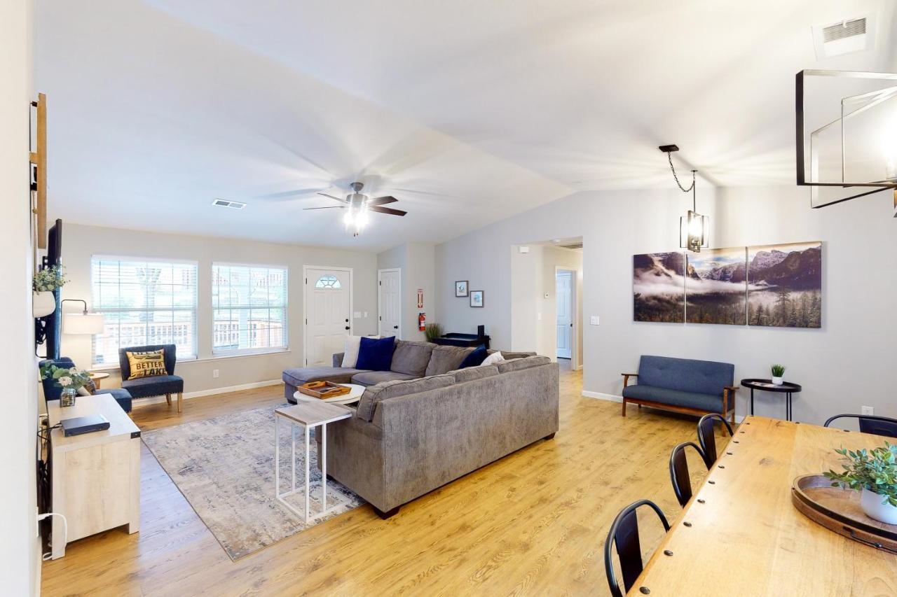 Pine Place Oakhurst Ngoại thất bức ảnh